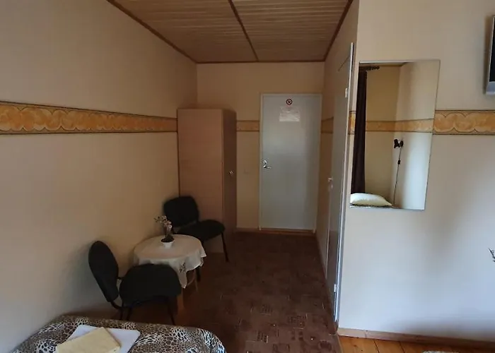 بيت ضيافة Kure 3*