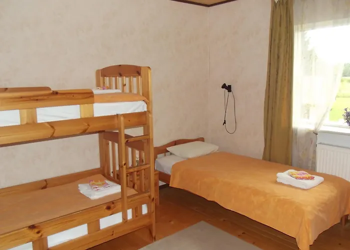 بيت ضيافة Kure 3*